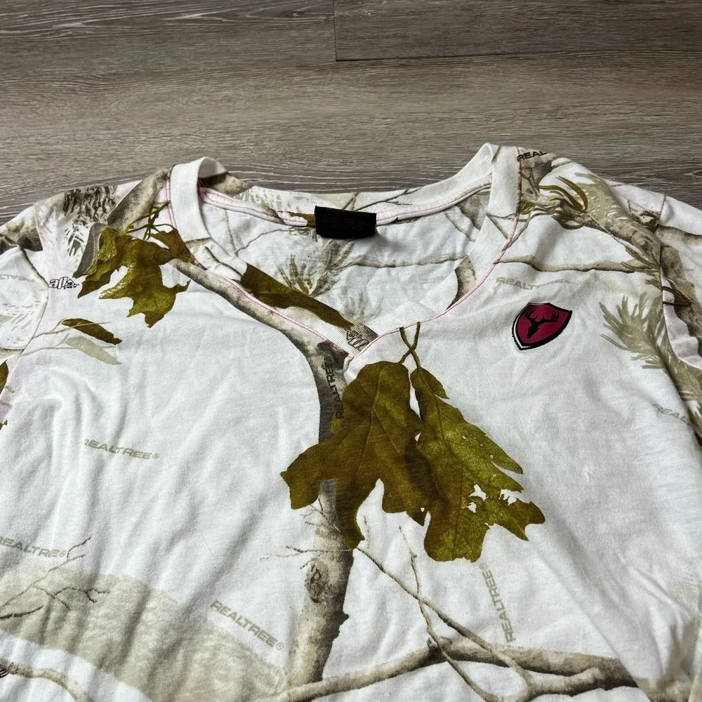 Scent Blocker Realtree Camo Shirt Womens XL White Long Sleeve V-Neck Pink Stitch